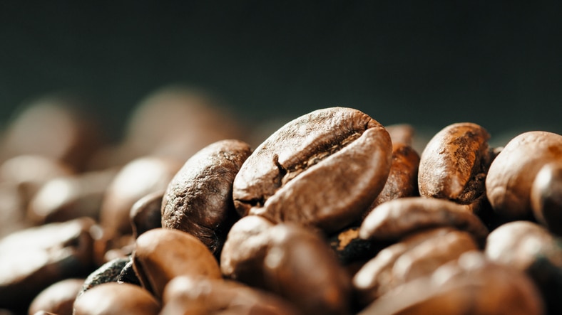 Roasted coffee bean